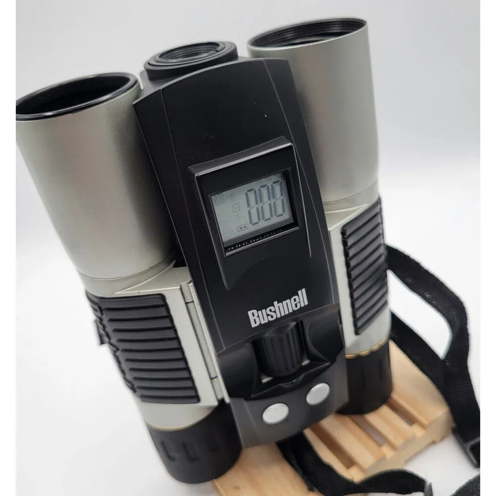 Bushnell Binoculars Scope Image View Built In Camera Records and Photos w/ Case